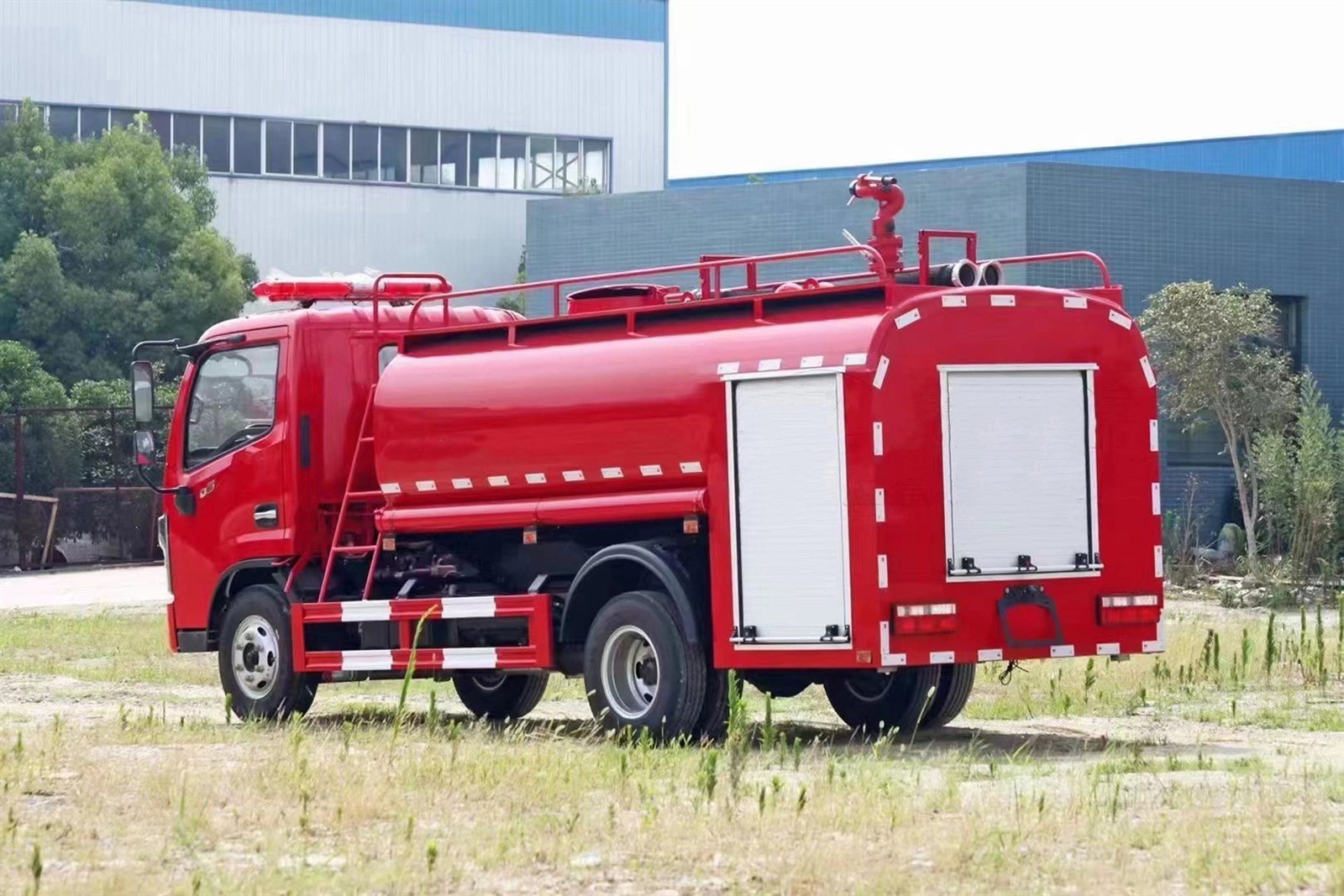 Djibouti Bolsters Construction Sector With New Water Bowser Fire Truck 3